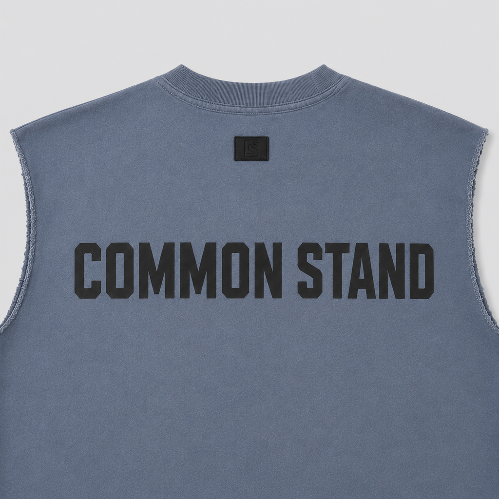 Common Stand — T-shirt sans manches coupe boxy, bleu pierre — vue 4