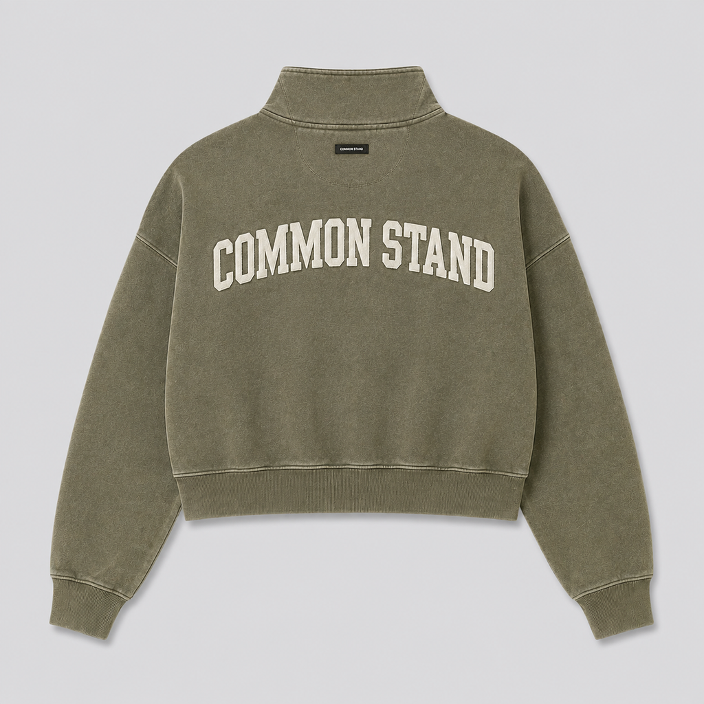 Common Stand — Sweat col zippé court, kaki délavé — vue 2